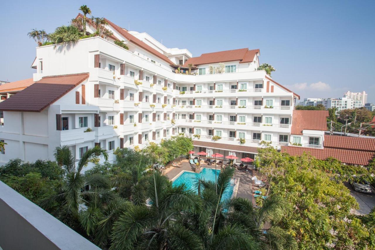 Hill Fresco Hotel Pattaya Exterior photo